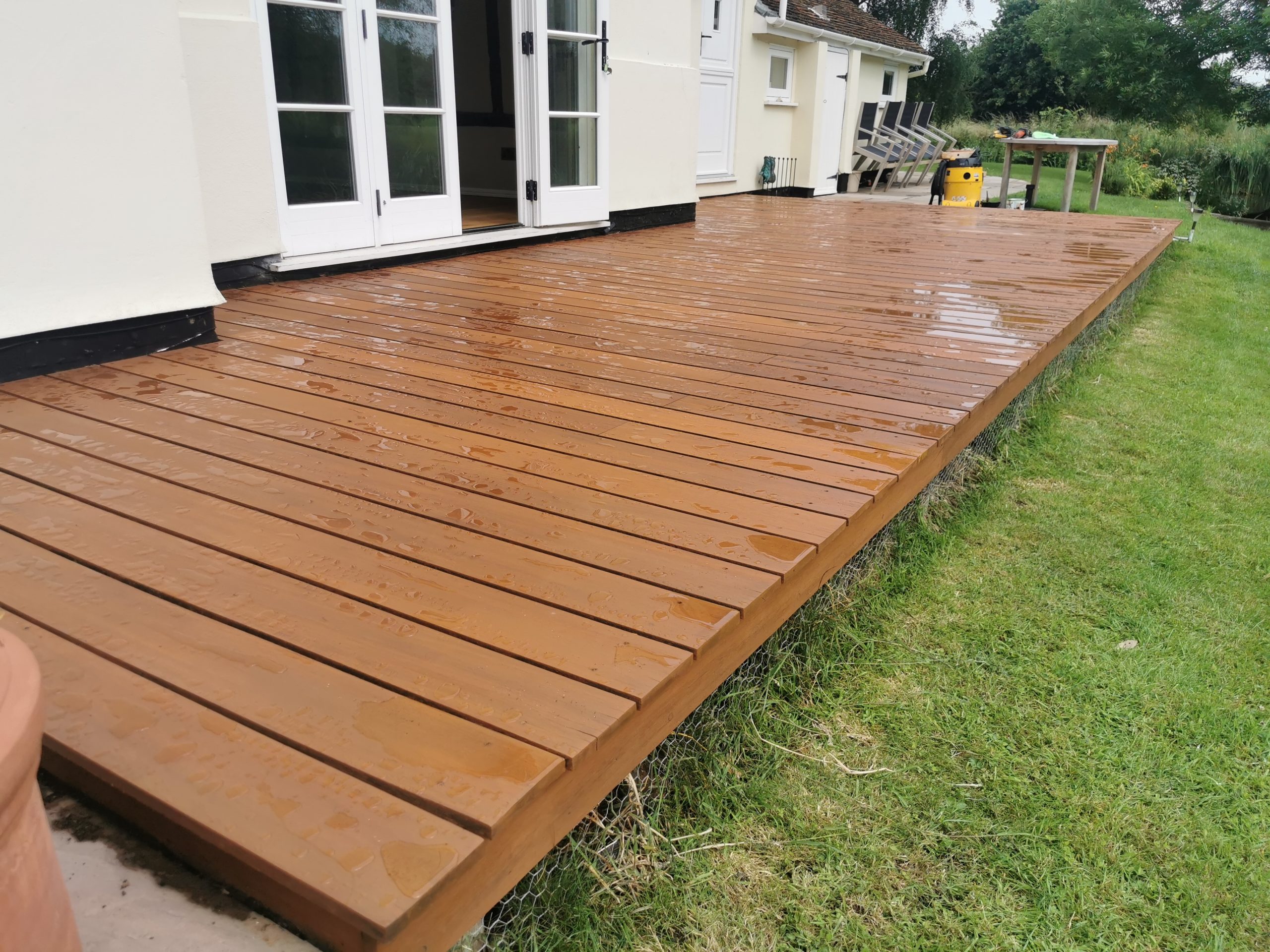 decking sanding