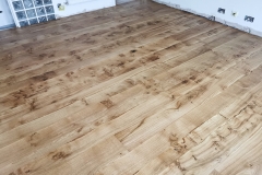 Solid Pippy oak flooring